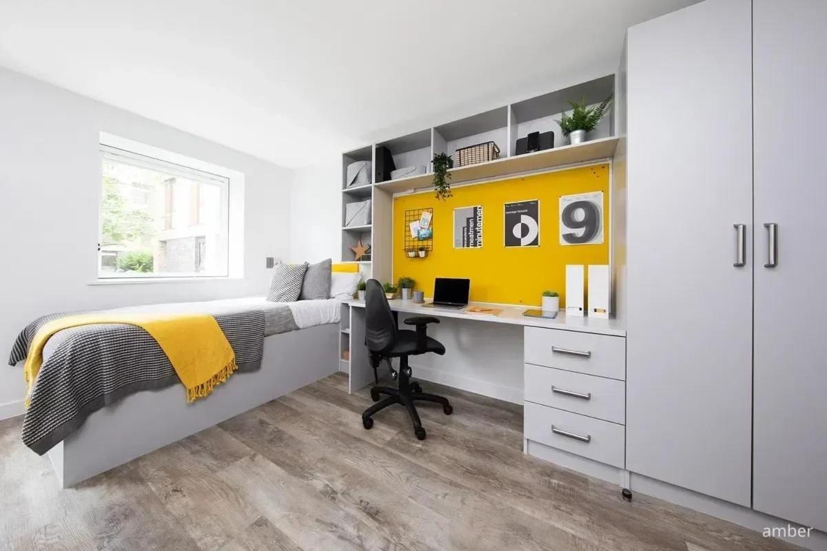 For Students Only Ensuite Bedrooms With Shared Kitchen At Cathedral Point In Winchester Exterior foto
